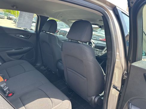 Used 2024 Chevrolet Malibu RS w/ LPO, Floor Liner Package FWD image 30