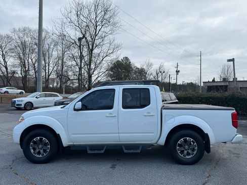 Used 2017 Nissan Frontier PRO-4X w/ Pro-4x Luxury Package image 4
