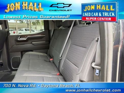 Used 2022 Chevrolet Silverado 1500 RST w/ Z71 Off-Road Package AWD/4WD image 22