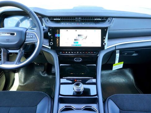 New 2026 Jeep Grand Cherokee Altitude RWD image 22