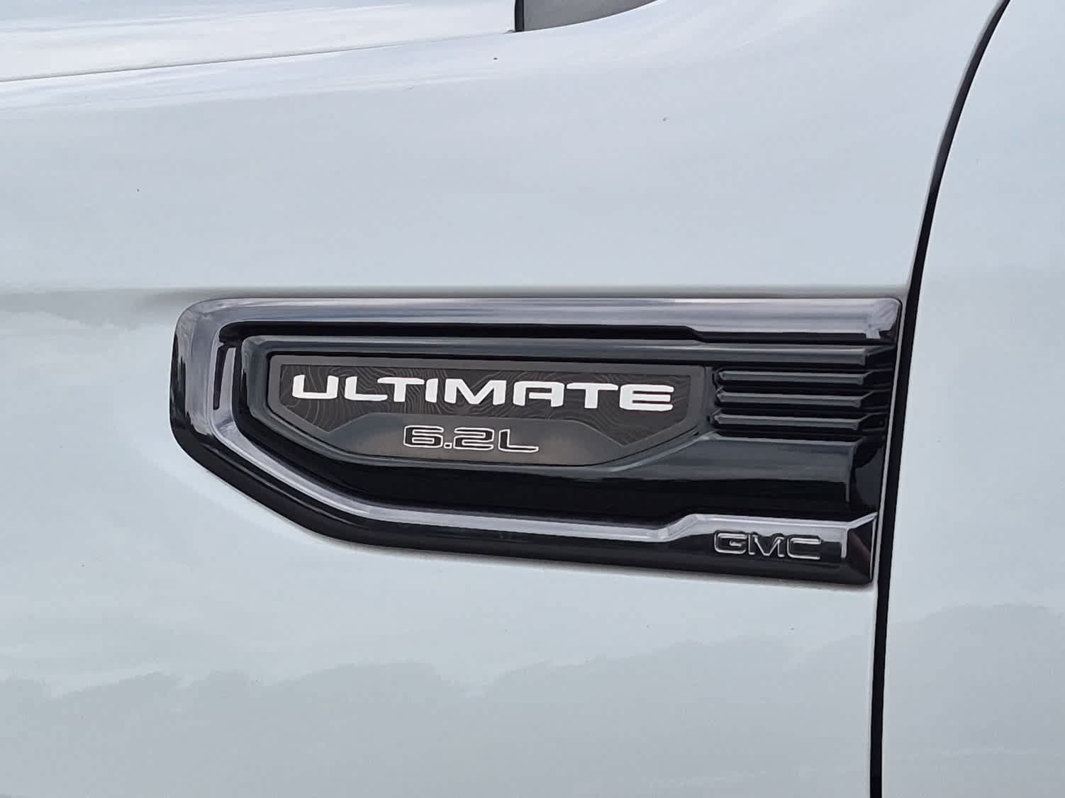 Used 2023 GMC Sierra 1500 Denali Ultimate AWD/4WD image 9