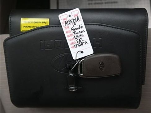 Used 2019 Hyundai Tucson SEL w/ Cargo Package image 9