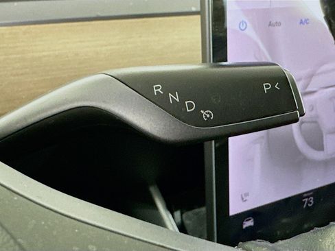 Used 2019 Tesla Model 3 Standard Range Plus image 24