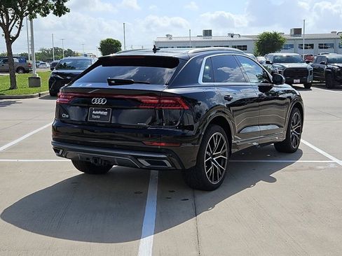 Used 2020 Audi Q8 Prestige w/ Prestige Package image 5
