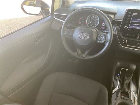Certified 2022 Toyota Corolla LE FWD image 24