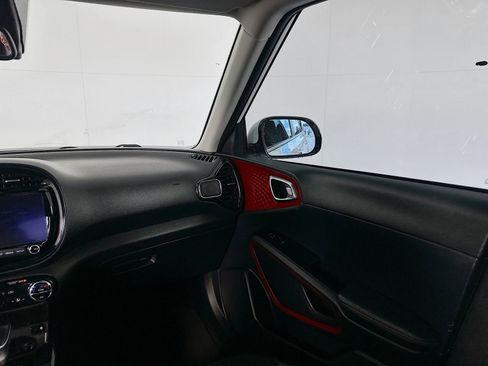 Used 2023 Kia Soul GT-Line FWD image 23