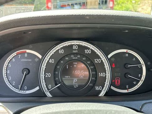 Used 2017 Honda Accord EX-L image 7