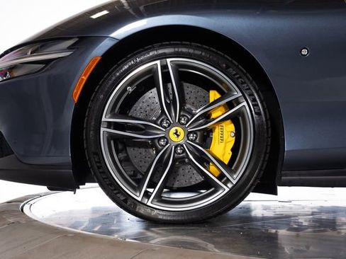 Used 2025 Ferrari Roma Spider RWD image 16