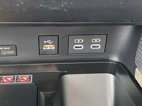 New 2026 Toyota Camry Hybrid AWD/4WD image 26