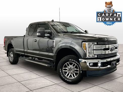 Used 2019 Ford F250 Lariat w/ Lariat Value Package AWD/4WD image 2