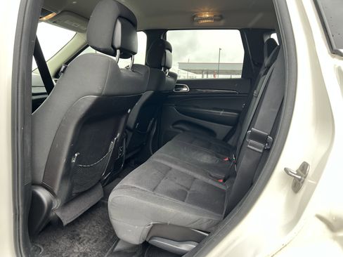 Used 2011 Jeep Grand Cherokee Laredo w/ Trailer Tow Group image 13