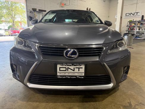 Used 2015 Lexus CT 200h FWD image 10