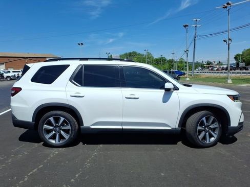 Used 2024 Honda Pilot Elite image 8