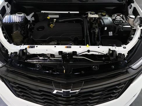 Used 2024 Chevrolet Equinox Premier AWD/4WD image 38