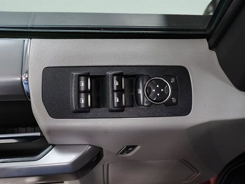 Used 2020 Ford F150 XLT w/ Equipment Group 302A Luxury AWD/4WD image 25