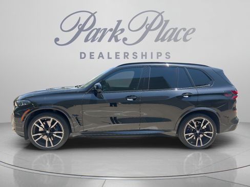 Used 2024 BMW X5 M60i AWD/4WD image 2