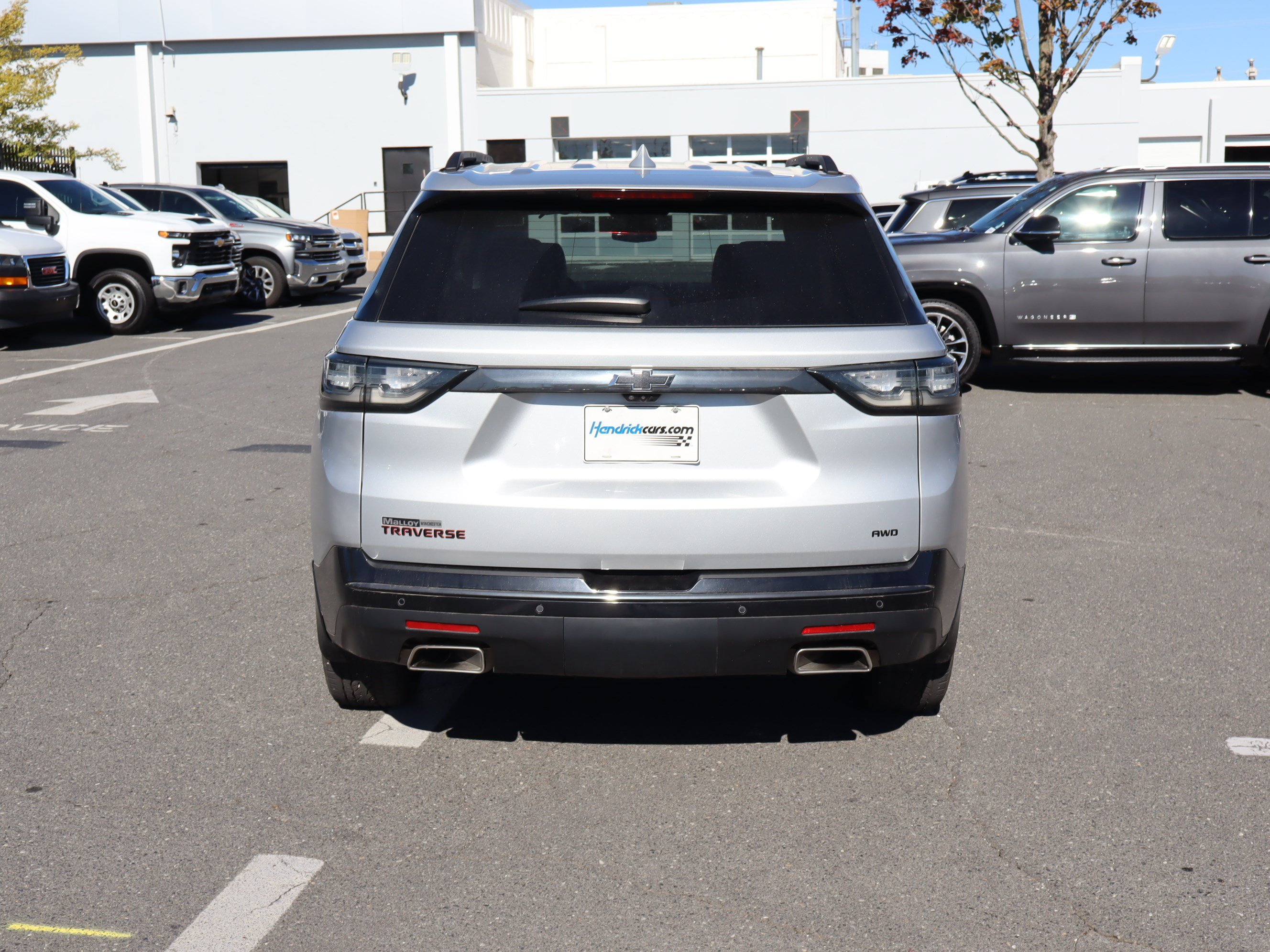 Used 2021 Chevrolet Traverse Premier w/ Redline Edition AWD/4WD image 9