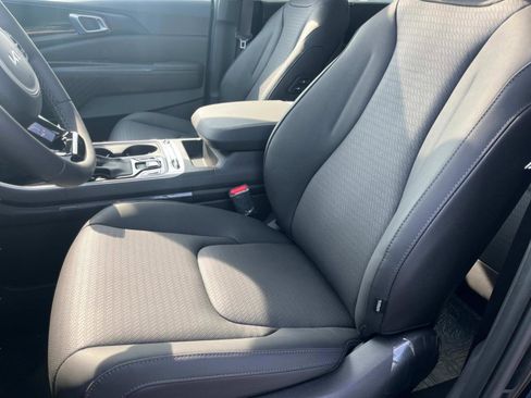 New 2026 Kia Carnival SX Prestige FWD image 30
