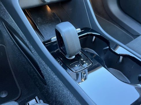 Used 2022 Volvo C40 P8 Recharge Ultimate image 27