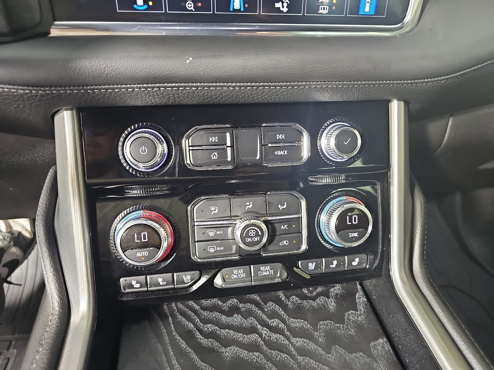 Used 2022 GMC Yukon XL Denali w/ Max Trailering Package AWD/4WD image 30
