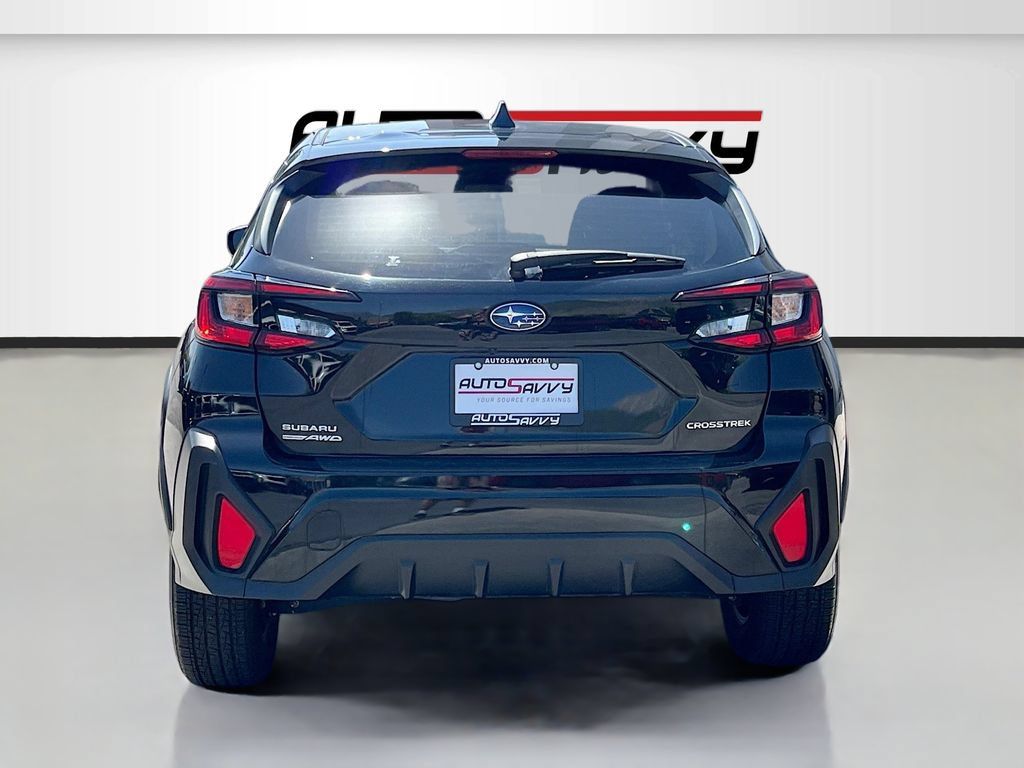 Used 2024 Subaru Crosstrek 2.0i AWD/4WD image 6