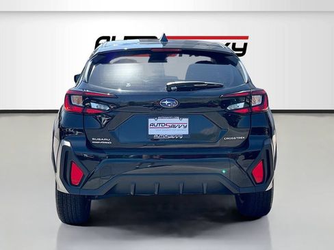 Used 2024 Subaru Crosstrek 2.0i AWD/4WD image 6