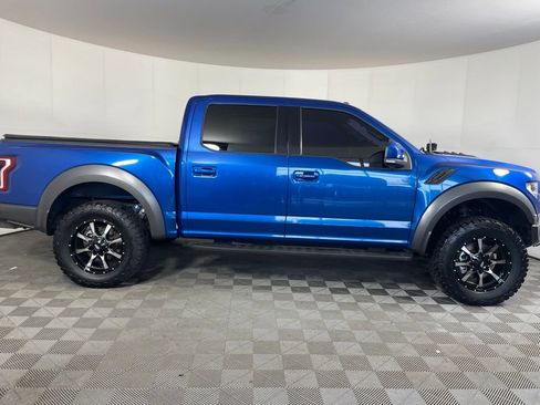 Used 2018 Ford F150 Raptor w/ Equipment Group 802A Luxury AWD/4WD image 2