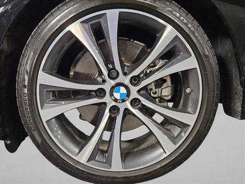 Used 2017 BMW 230i Convertible image 19