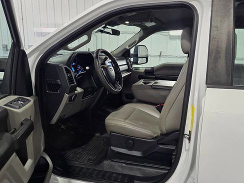 Used 2020 Ford F350 XL w/ Power Equipment Group image 8