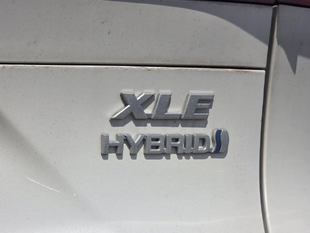 Used 2021 Toyota Venza XLE AWD/4WD image 9