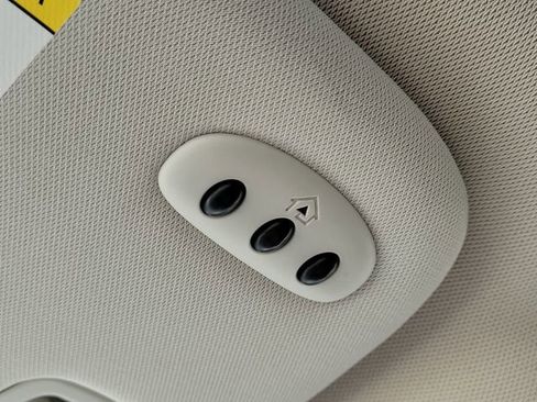 Used 2018 Ford Edge Titanium w/ Equipment Group 302A image 33