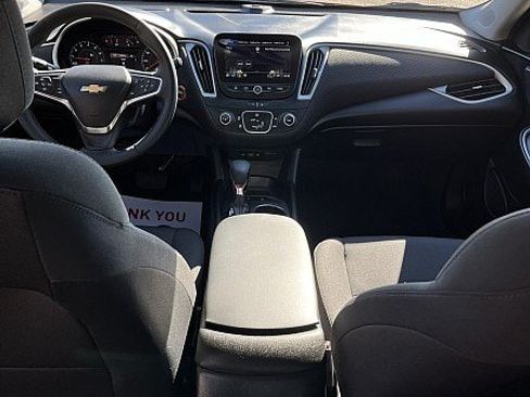 Used 2025 Chevrolet Malibu RS FWD image 15