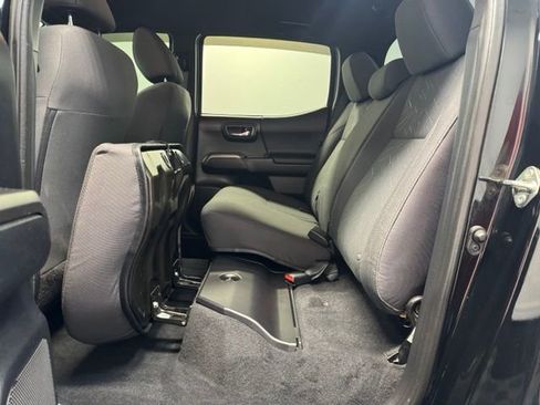 Used 2017 Toyota Tacoma TRD Pro AWD/4WD image 28