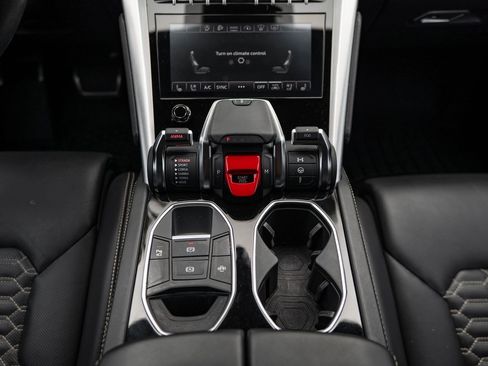 Used 2024 Lamborghini Urus S image 33