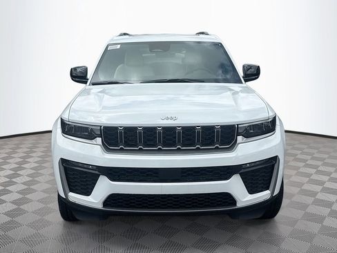 New 2026 Jeep Grand Cherokee L Limited RWD image 2