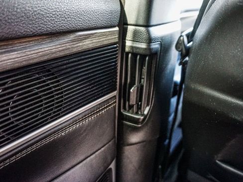 Used 2023 Jeep Wagoneer Series II image 29