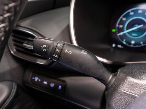 Used 2022 Hyundai Santa Fe SEL Premium w/ Cargo Package image 29