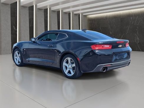 Used 2016 Chevrolet Camaro LT image 4