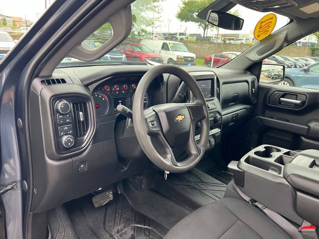 Used 2021 Chevrolet Silverado 1500 Custom AWD/4WD image 17