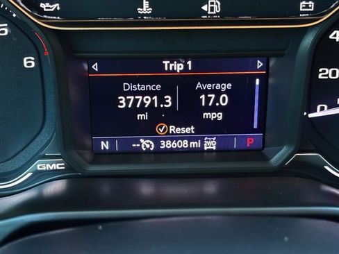 Used 2021 GMC Sierra 1500 Elevation w/ Preferred Package image 34