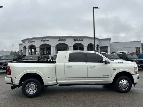 Used 2021 RAM 3500 Limited image 8