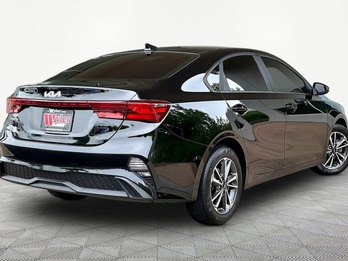 Used 2024 Kia Forte LXS w/ LXS Technology Package FWD image 6