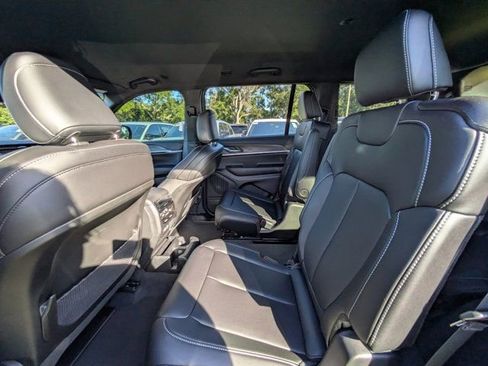 New 2025 Jeep Grand Cherokee L Limited w/ Black Appearance Package image 12