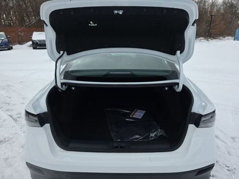 New 2026 Nissan Sentra SV w/ Floor Mat Package FWD image 25