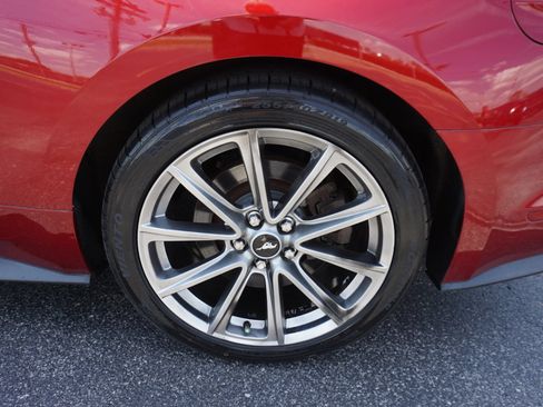 Used 2015 Ford Mustang GT Premium w/ Equipment Group 401A RWD image 34