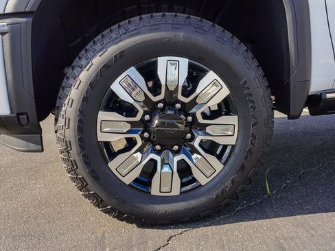New 2026 GMC Sierra 2500 Denali w/ Denali Reserve Package image 7
