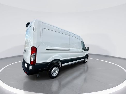 New 2026 Ford Transit 250 148 Medium Roof RWD image 8