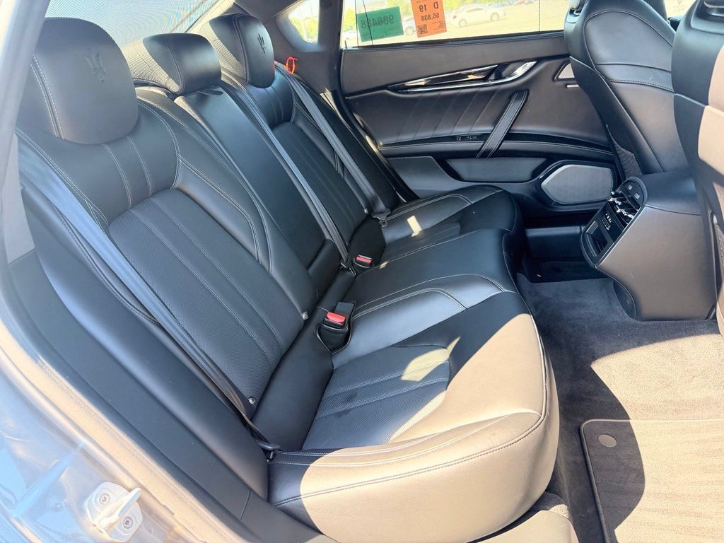 Used 2019 Maserati Quattroporte S GranSport Q4 AWD/4WD image 15