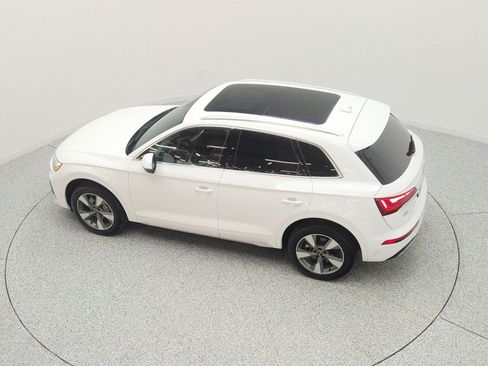 Used 2023 Audi Q5 2.0T Premium w/ Convenience Package AWD/4WD image 29