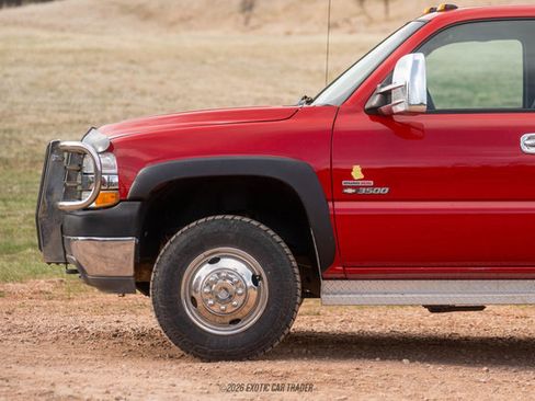 Used 2001 Chevrolet Silverado 3500 LS w/ Off-Road Skid Plate Pkg image 4